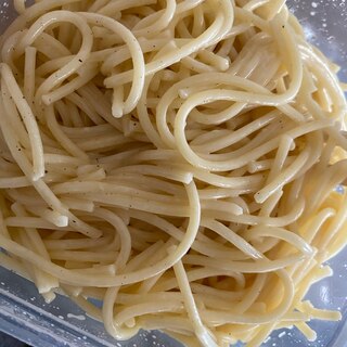 クリームチーズ塩胡椒パスタ